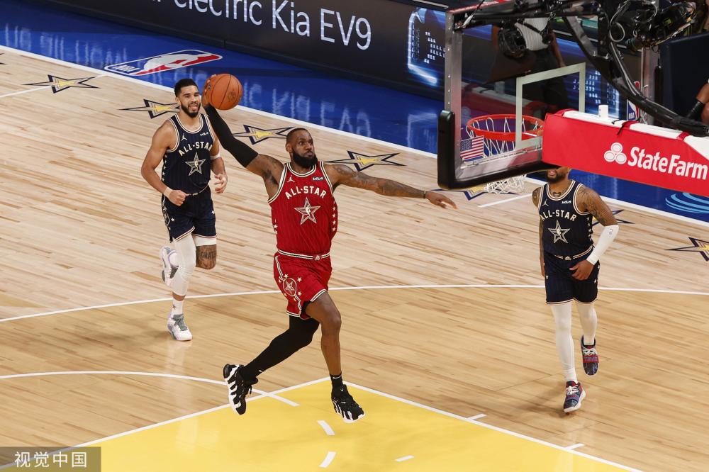 功签下球员 功签下球员