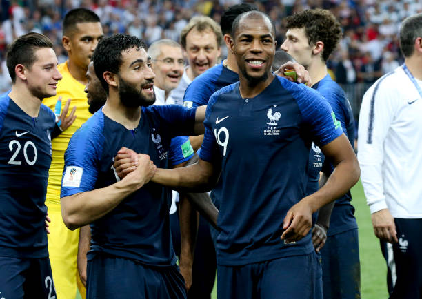 赢得了多项 赢得了多项