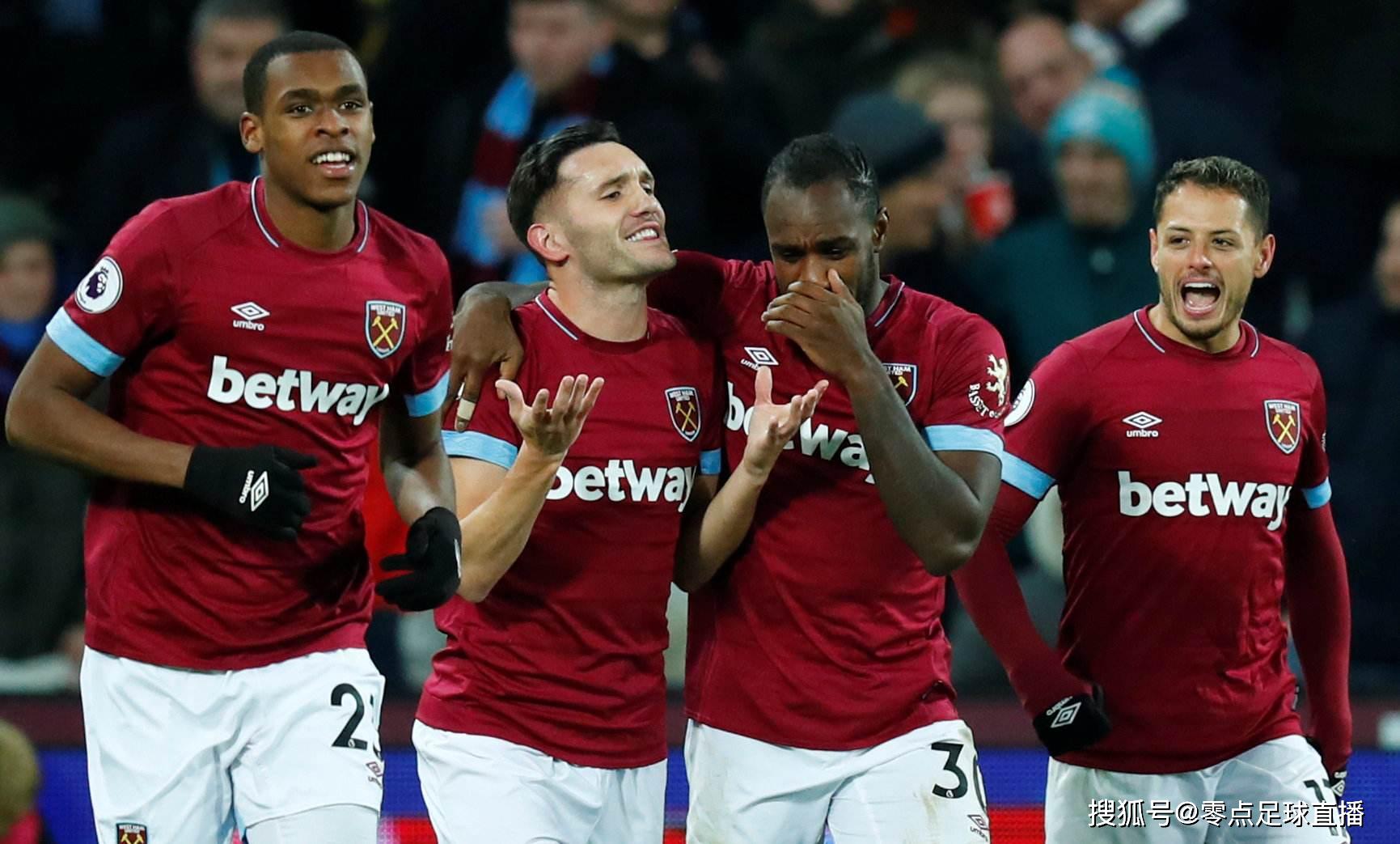 这使得他在 这使得他在